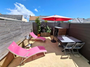 FLEUR DE SEL logement de 21m2 avec prêt vélos, cuisine et sdb privées avec terrasse clôturée de 17m2